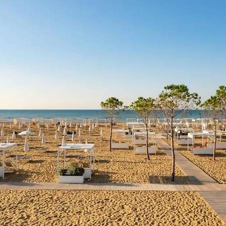 Perfect Family Getaway In With Pool Διαμέρισμα